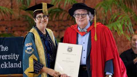 Eric Tracey receives his honorary doctorate from the University of Auckland.