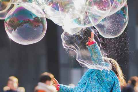 kid popping bubble