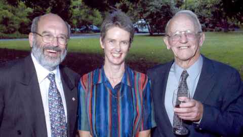 Historical photo of Professor Sir Peter Gluckman,  Professor Jane Harding and Sir Graham 'Mont' Liggins