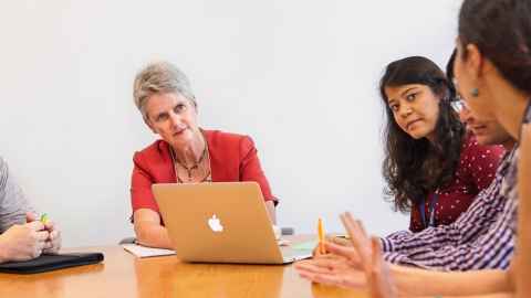 Distinguished Professor Dame Jane Harding meeting with Liggins Institute staff