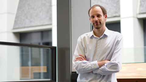 Dr Gergely Toldi