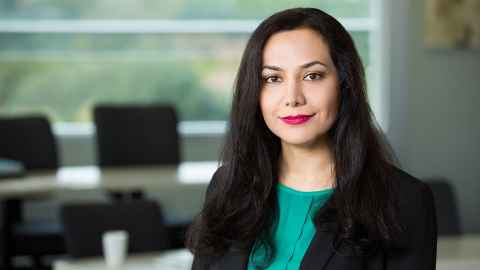 Dr Ramona Zharfpeykan