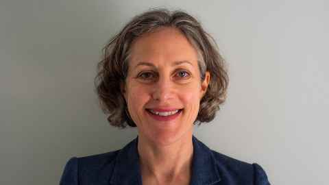 Dr Katharine Wallis