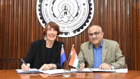 Prof. Jenny Dixon, Deputy Vice-Chancellor (Strategic Engagement), University of Auckland, with Prof. Ashok Kumar Ganguli, Deputy Director (Strategy & Planning), IIT Delhi