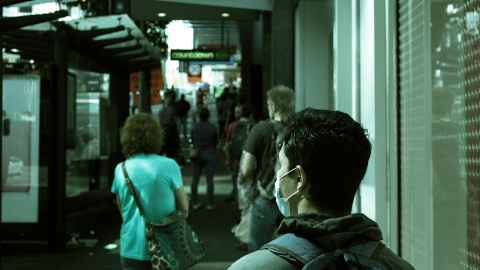 People queue outside Victoria St Countdown
