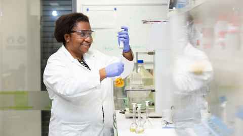 A woman in a lab.