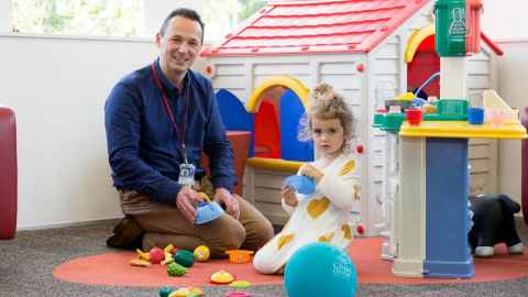 Dr Andy Wood and child patient Lucca Holecliffe.
