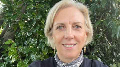 Dr Lisa Reynolds.