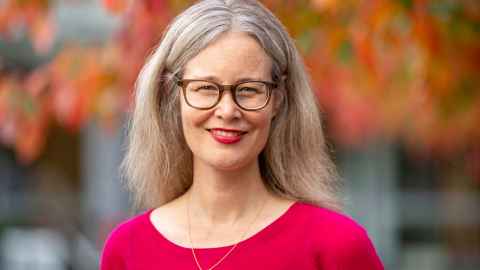 Professor Nicola Dalbeth is a rheumatologist who is an expert in gout.