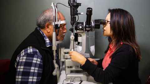 Kava Vaka’uta receiving an eye test.