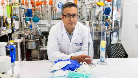 Saeid Baroutian, in a lab.