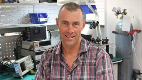 Professor Simon Malpas in a lab. 