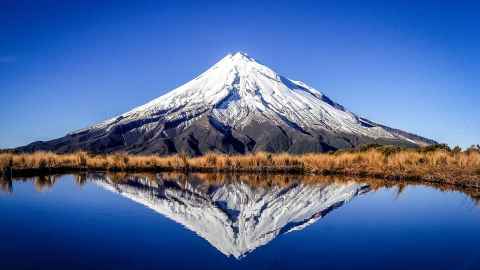Taranaki Maunga