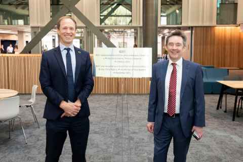 Andrew Eagles, CEO of the NZ Green Building Council, with University of Auckland Chief Property Officer Simon Neale.