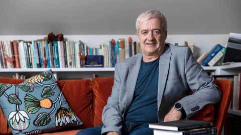 Professor Simon Holdaway