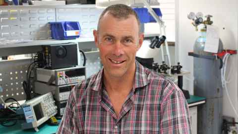 Simon Malpas in a lab setting