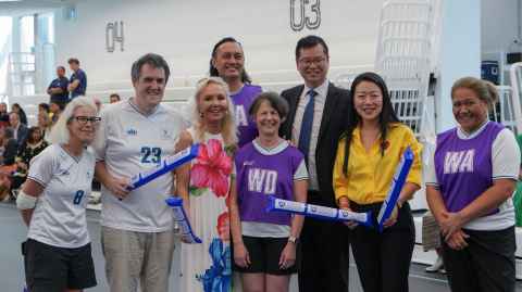 Vice-Chancellor, Chris Bishop, Deputy Mayor Desley Simpson, Adrienne Cleland, MP Nancy Lu, Jemaima Tiatia-Siau. At rear Michael Steedman and MP Dr Carlos Cheung