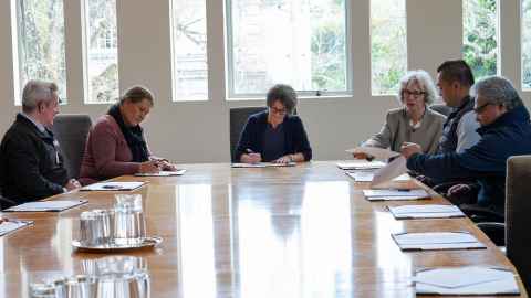 Adrienne Cleland and Jemaima Tiatia-Siau sign UE schools partnership