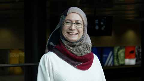 Dr Saira Raza Khan