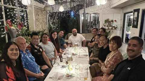 Image of Nalei Taufa with the team from Te Poutoko Ora a Kiwa