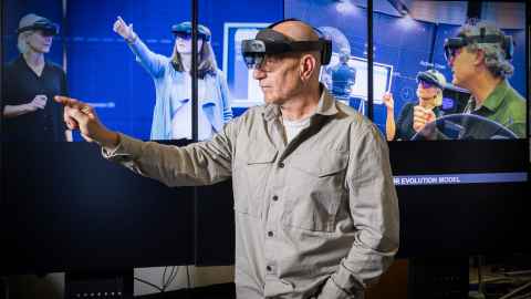 Uwe Rieger in the arc/sec Lab