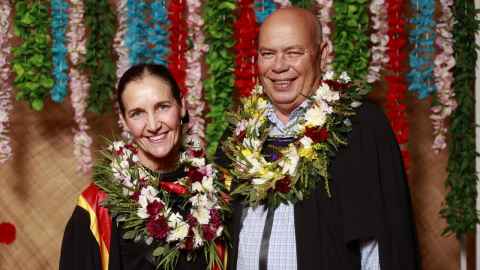 Image of Judith McCool and Sir Collin Tukuitonga