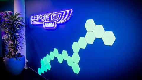 Esports Arena gamers