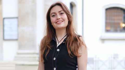 Zosia Herlihy-O'Brien exterior portrait