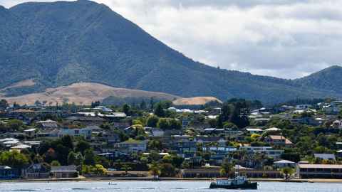 Lake Taupo and shoreline