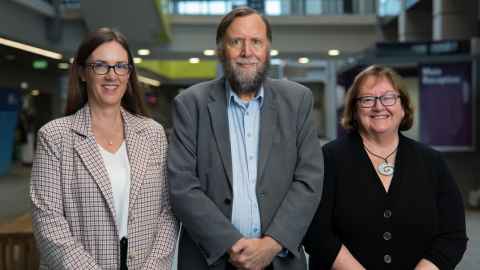 Associate Professor Joanne Davidson, the late Professor Alistair Gunn, and Professor Laura Bennet. 
