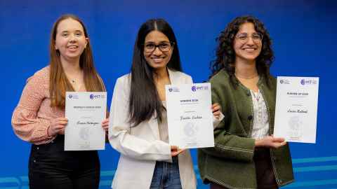 L to R Emma McGuigan (Science), People's Choice; Faith Culas (Engineering and Design) Winner; Sachi Rathod (FMHS) Runner Up