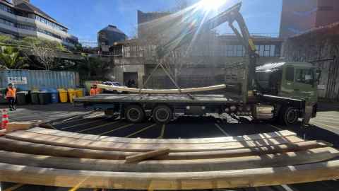 Professor Anthony Hōete oversees the production of laminated native timber elements