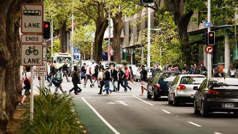 Students crossing Symonds Street.