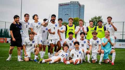 Photo of UoA women's volleyball team
