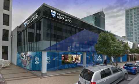 A photograph of the outside of the South Auckland – Te Papa Ako o Tai Tonga building in Manukau.