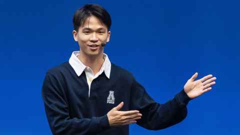 People's Choice Ross Millar at the 2025 University of Auckland 3MT Final