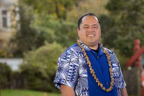 Lemoa Henry Fesulua'i, Professional Teaching Fellow, Pacific Studies 