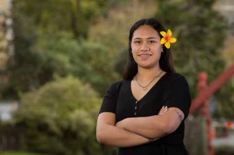 Mele Mafi, Fale Administrator 