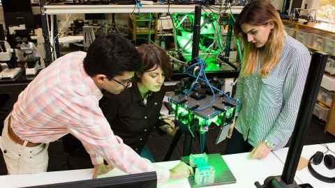 Student learning from researchers the Auckland Bioengineering Institute